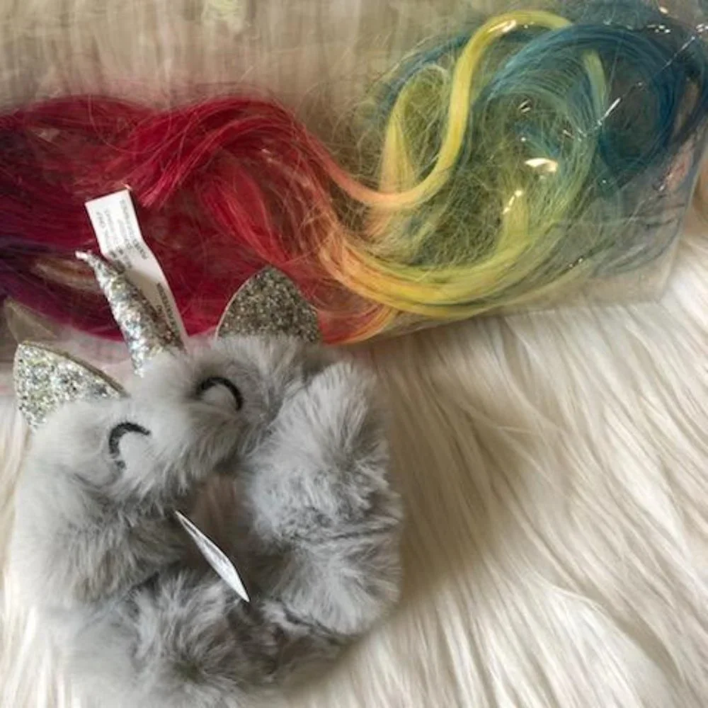 Claire’s Rainbow/Unicorn Themed Hair Accessories Set